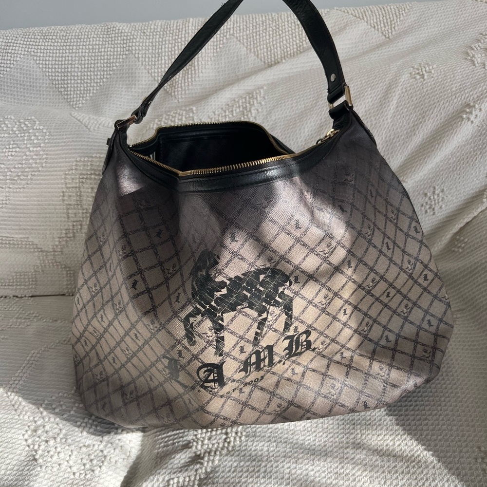 LAMB L.A.M.B large SHOULDER BAG Gwen Stefani sheep logo AUTHENTIC w/ dustbag - Picture 4 of 17